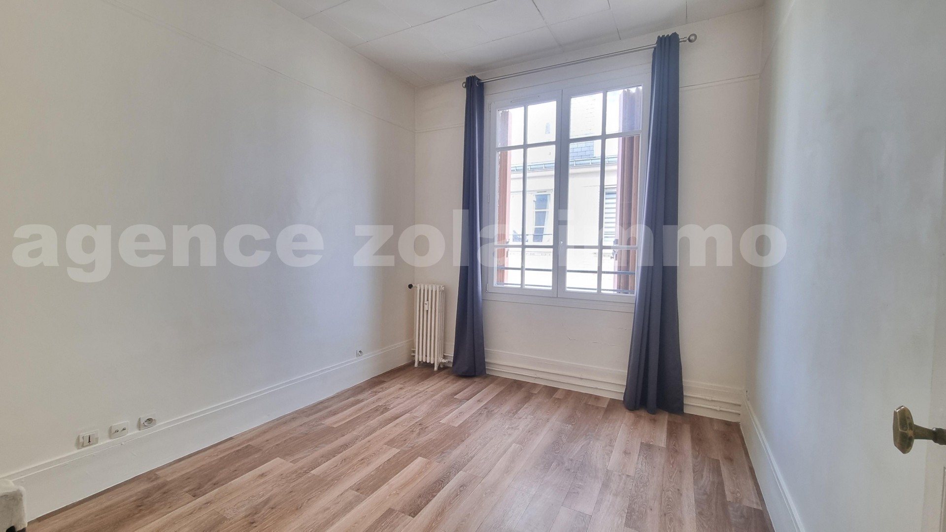 Appartement 1 Pièce(s) PARIS 15EME ARR.